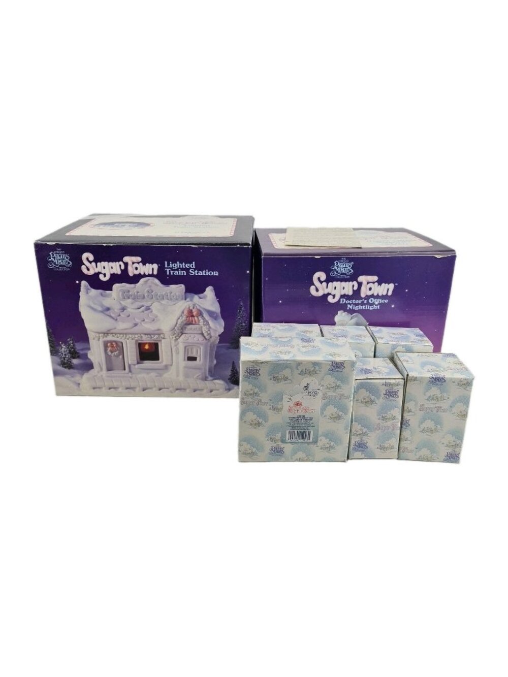Lot Precious Moments 529281 Sugar Town Christmas Doctor Office Train Station